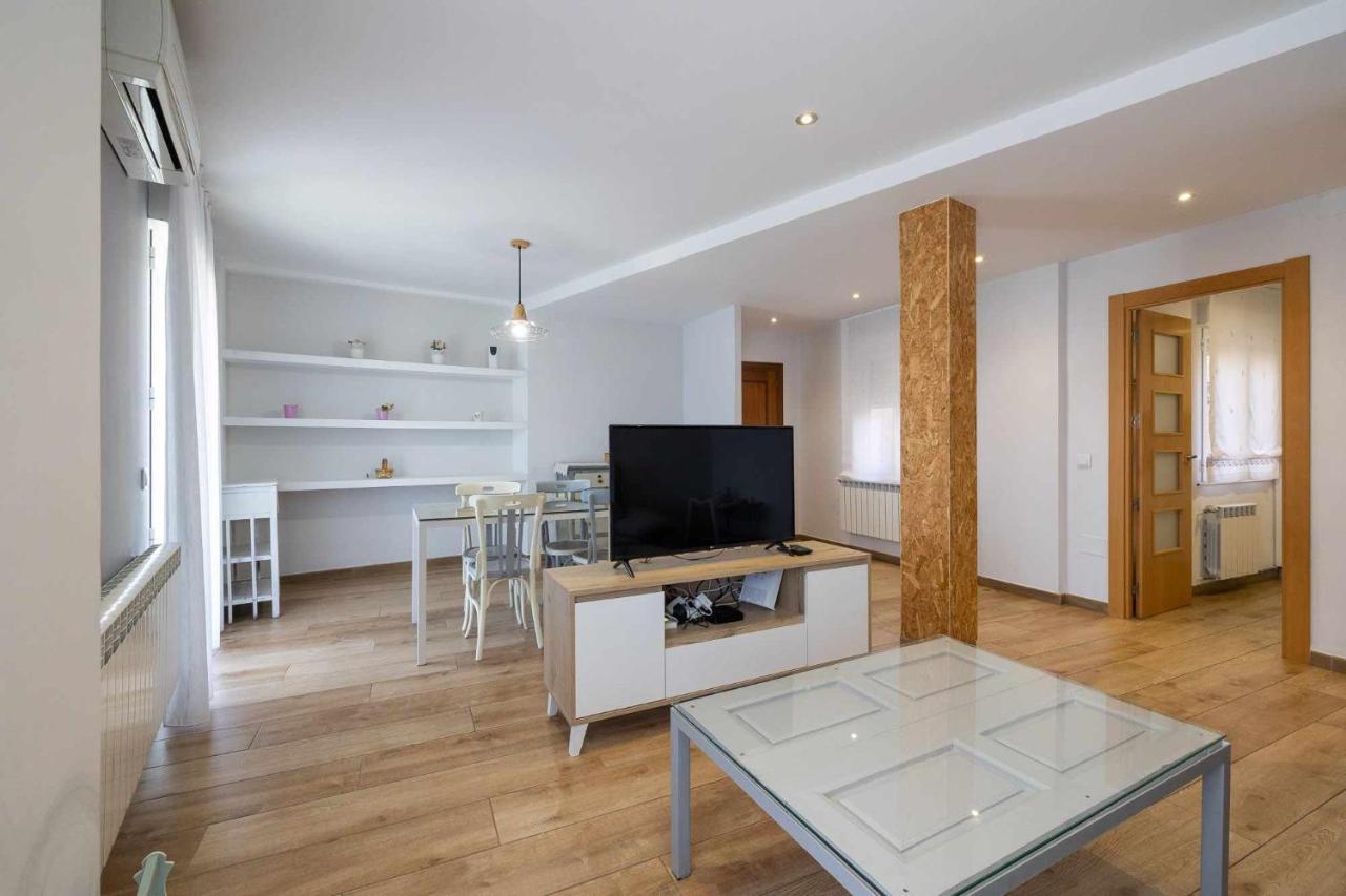 Casa Marta Garaje Gratis Apartment ซามอรา ภายนอก รูปภาพ
