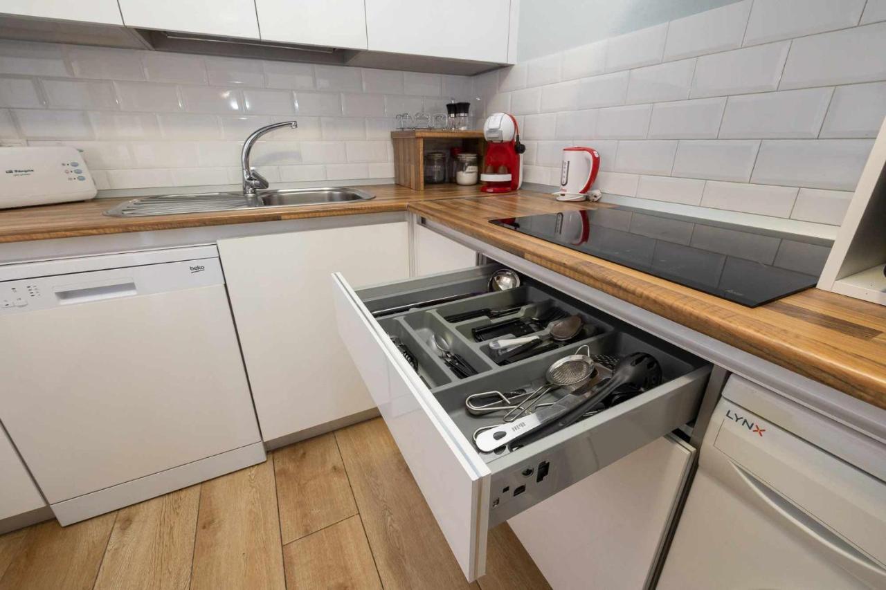 Casa Marta Garaje Gratis Apartment ซามอรา ภายนอก รูปภาพ